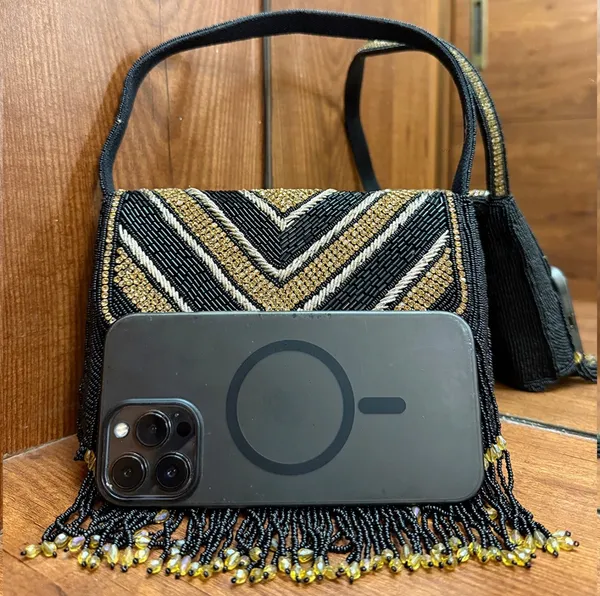 Black_Tassel_Love